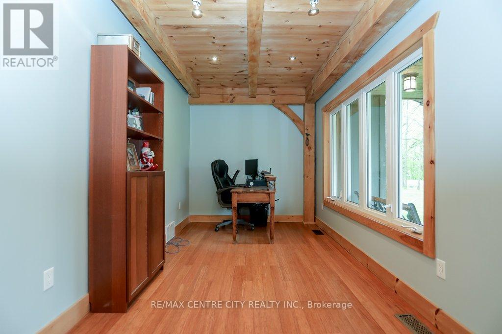 47640 Rush Creek Line, Malahide, Ontario  N5H 2R2 - Photo 16 - X12154993