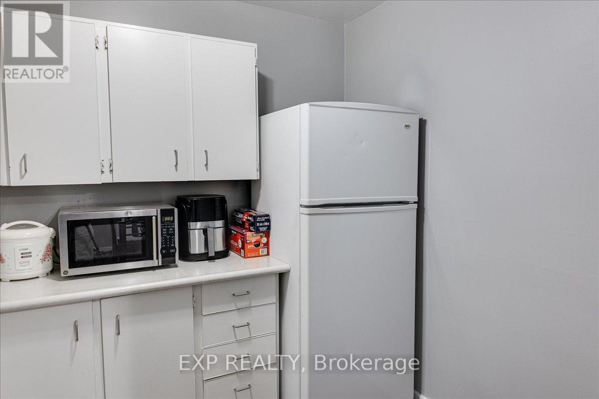 811 - 583 Mornington Avenue, London East, Ontario  N5Y 3E9 - Photo 17 - X12310391