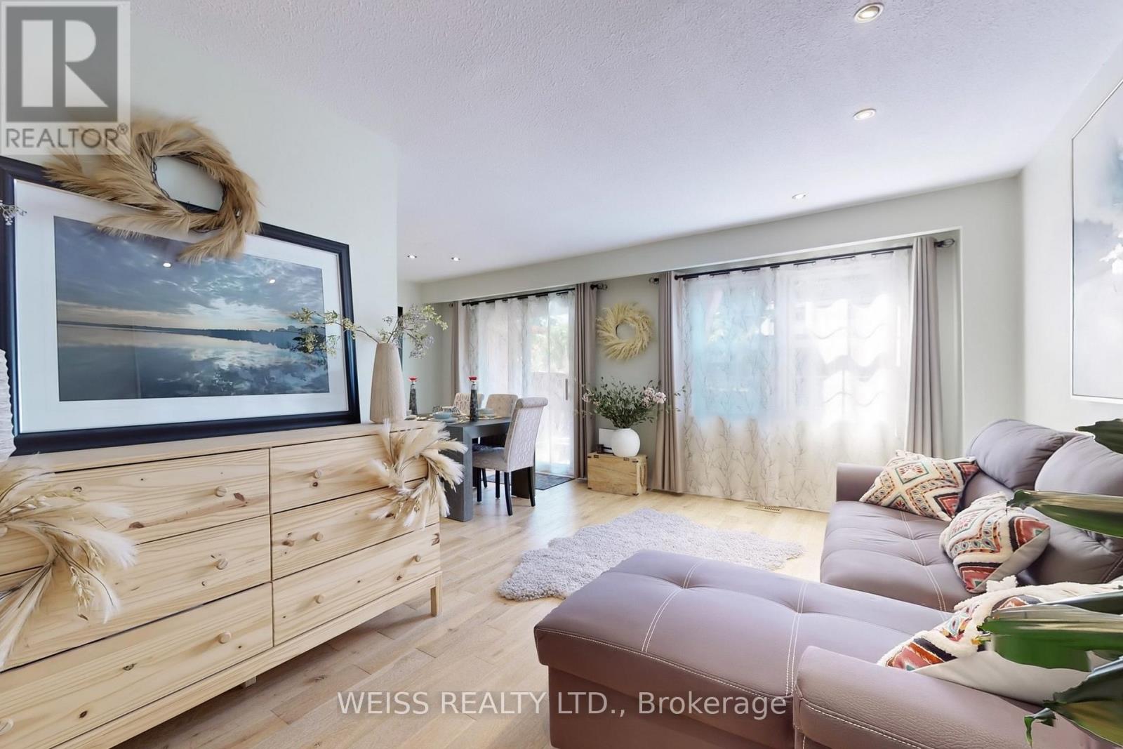 Property at 5 - 2120 RATHBURN ROAD E image 3
