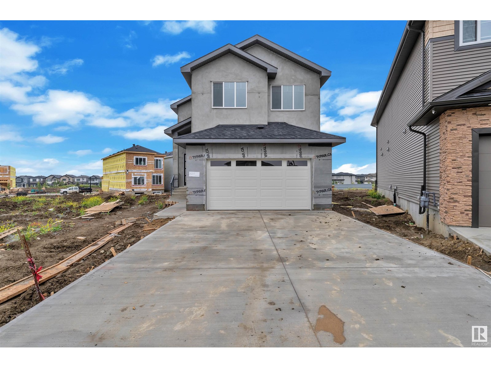 Property at 4310 35 ST image 2