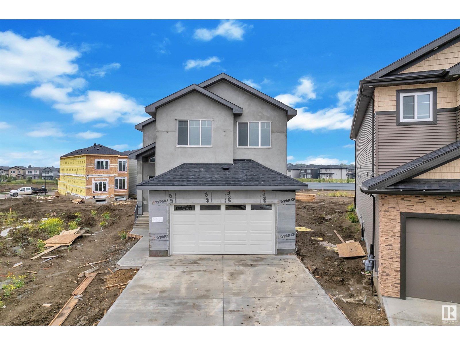 Property at 4310 35 ST image 3