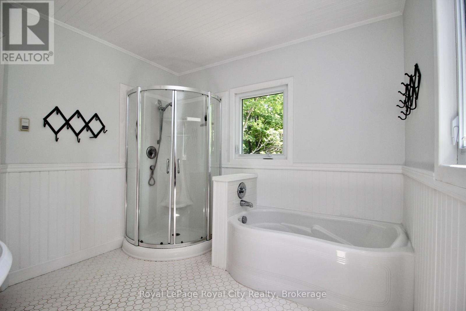 14 Dock Lane, Northern Bruce Peninsula, Ontario  N0H 1Z0 - Photo 19 - X12241556