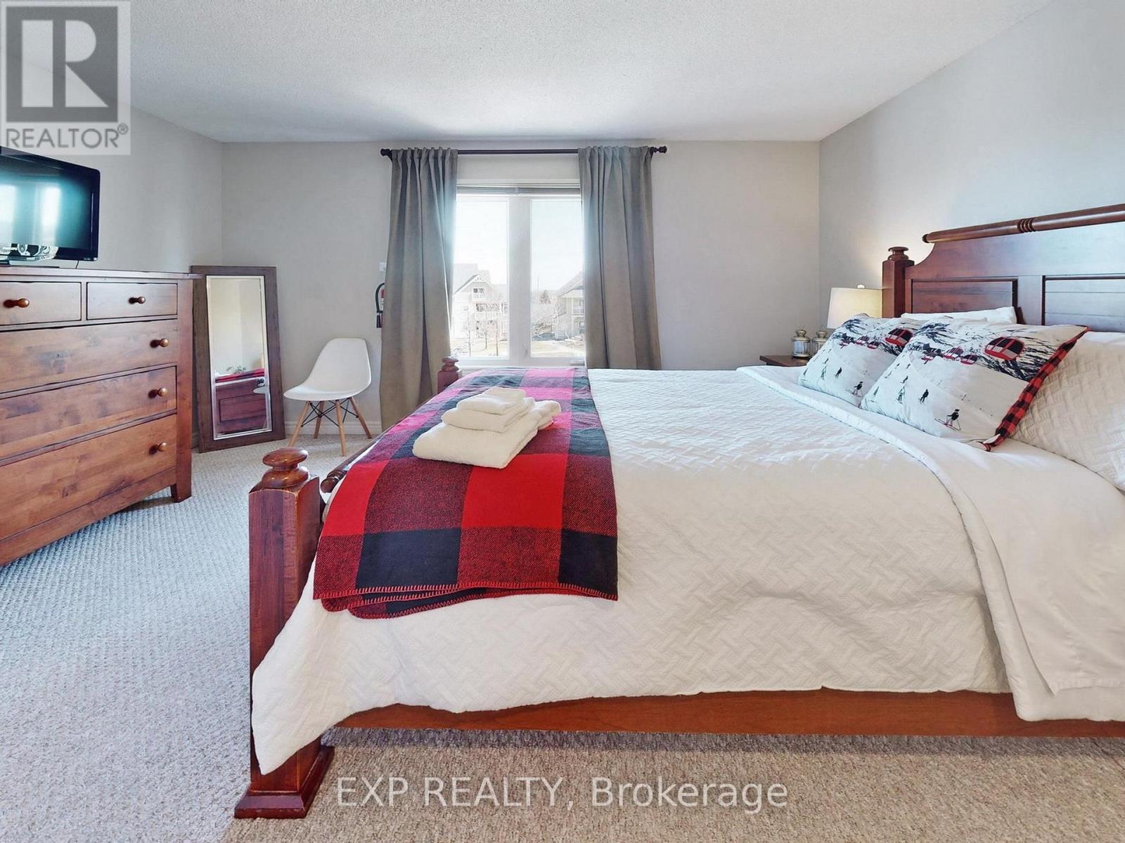 215 - 120 Fairway Court, Blue Mountains, Ontario  L9Y 0P8 - Photo 25 - X12310251