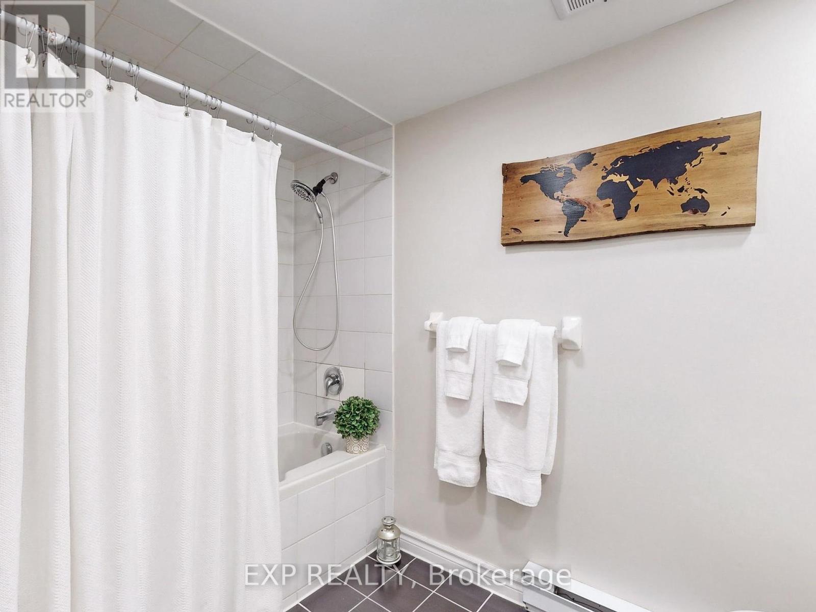215 - 120 Fairway Court, Blue Mountains, Ontario  L9Y 0P8 - Photo 27 - X12310251
