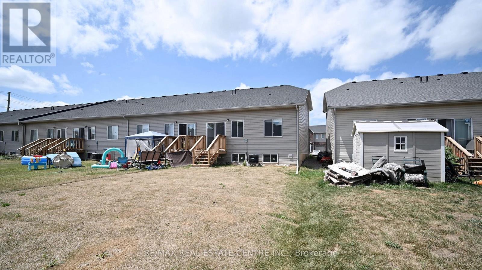 383 Chaffey Street, Welland, Ontario  L3B 0K5 - Photo 37 - X12159874
