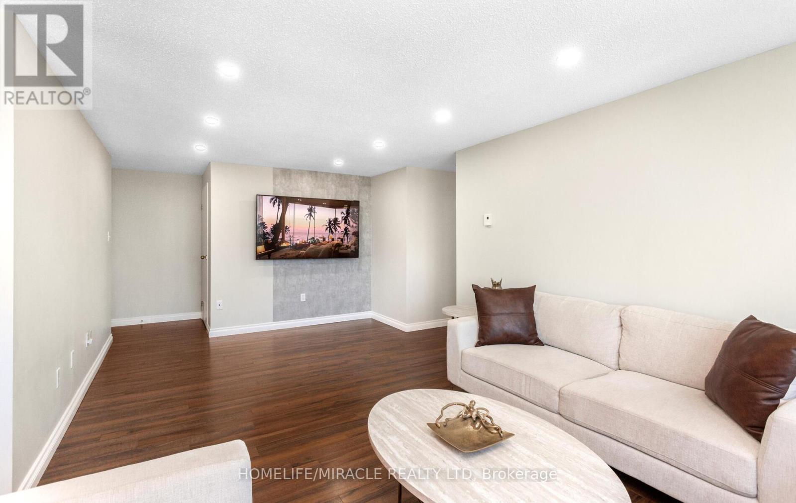 1705 - 35 Green Valley Drive, Kitchener, Ontario  N2P 2A5 - Photo 15 - X12309253