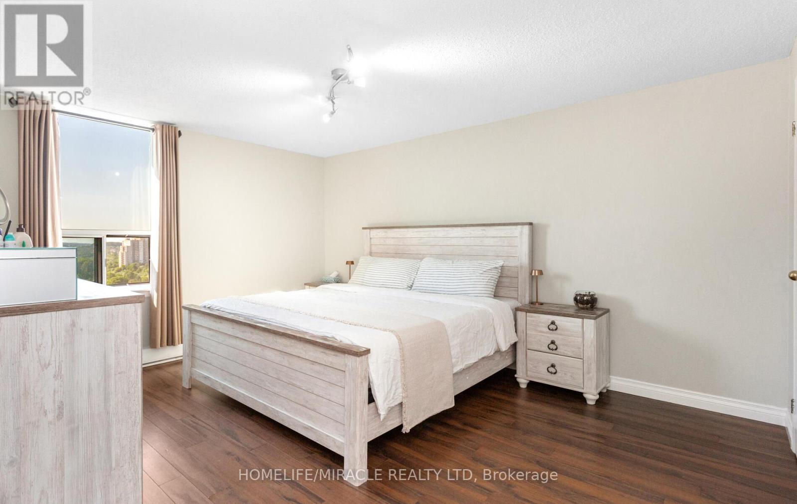 1705 - 35 Green Valley Drive, Kitchener, Ontario  N2P 2A5 - Photo 29 - X12309253