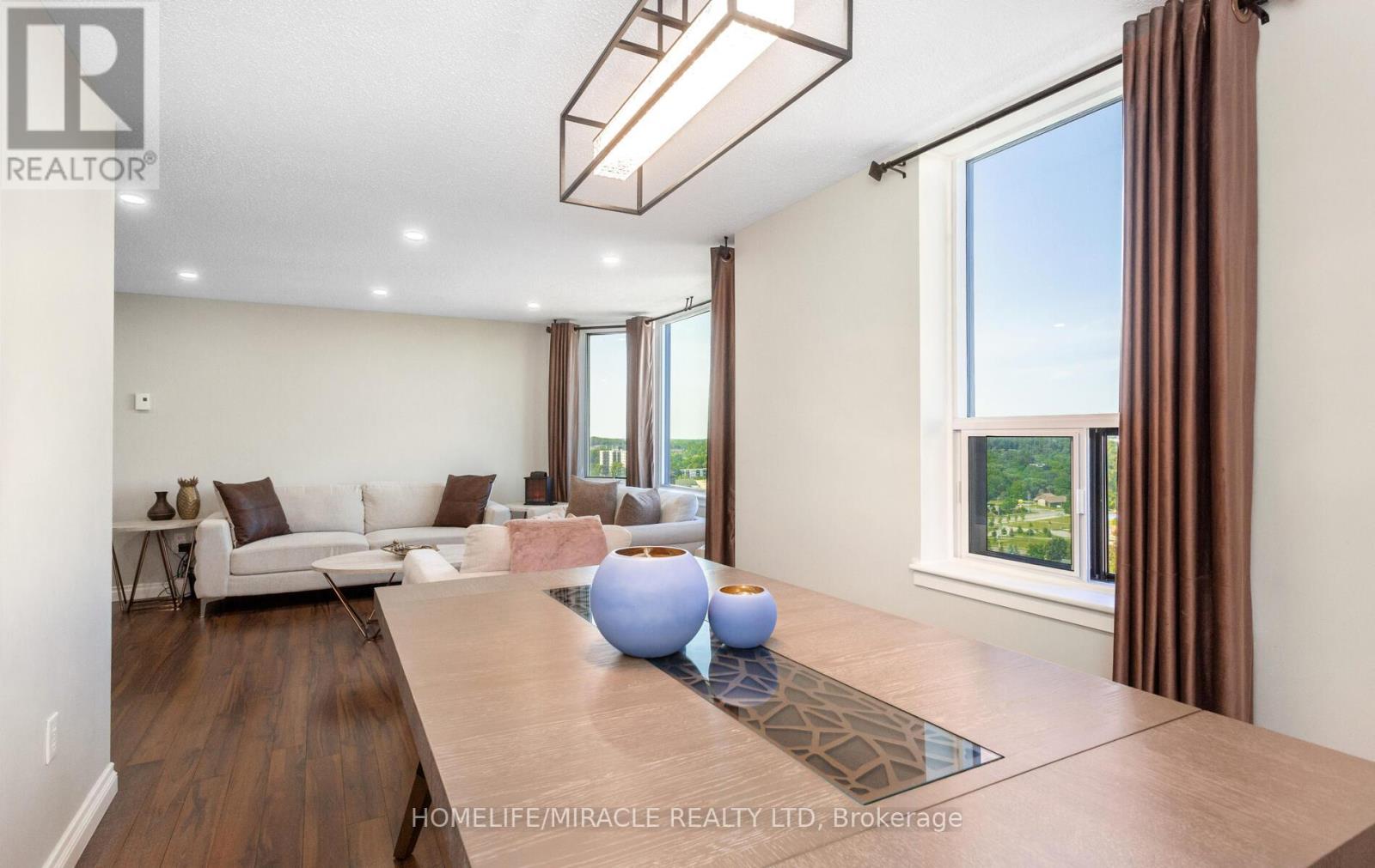 1705 - 35 Green Valley Drive, Kitchener, Ontario  N2P 2A5 - Photo 13 - X12309253