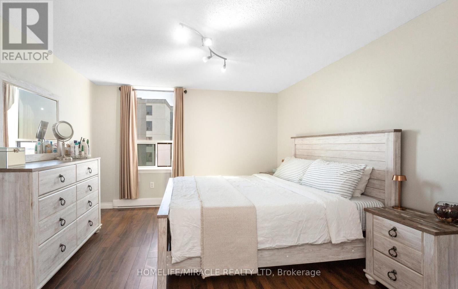 1705 - 35 Green Valley Drive, Kitchener, Ontario  N2P 2A5 - Photo 30 - X12309253