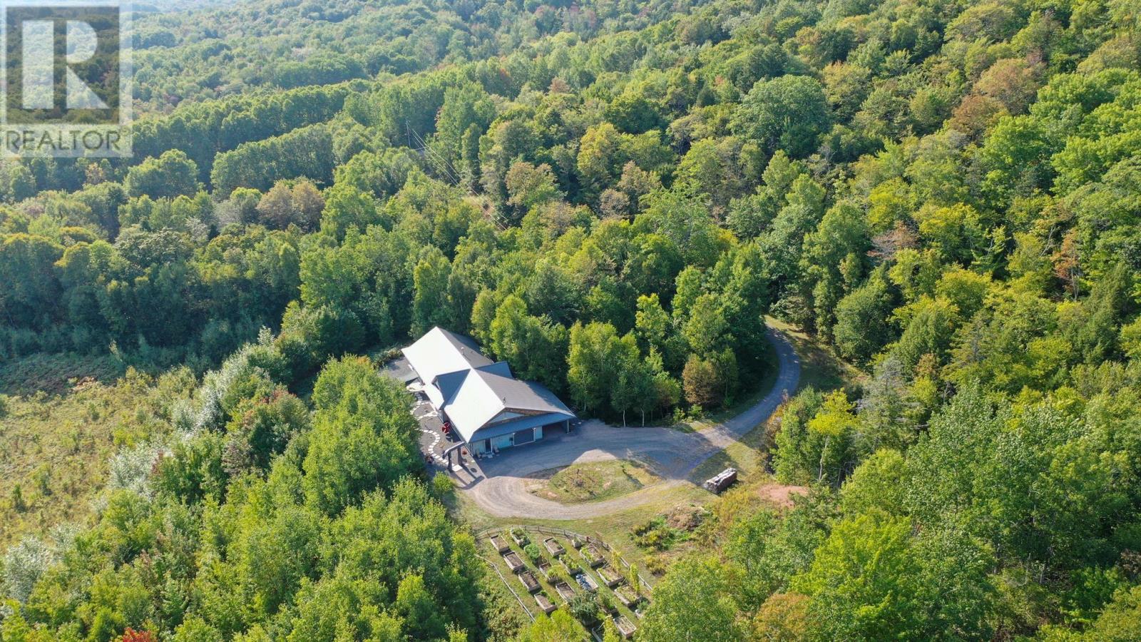 516 Burgess Mountain Road, Woodville, Nova Scotia  B0P 1G0 - Photo 8 - 202518901