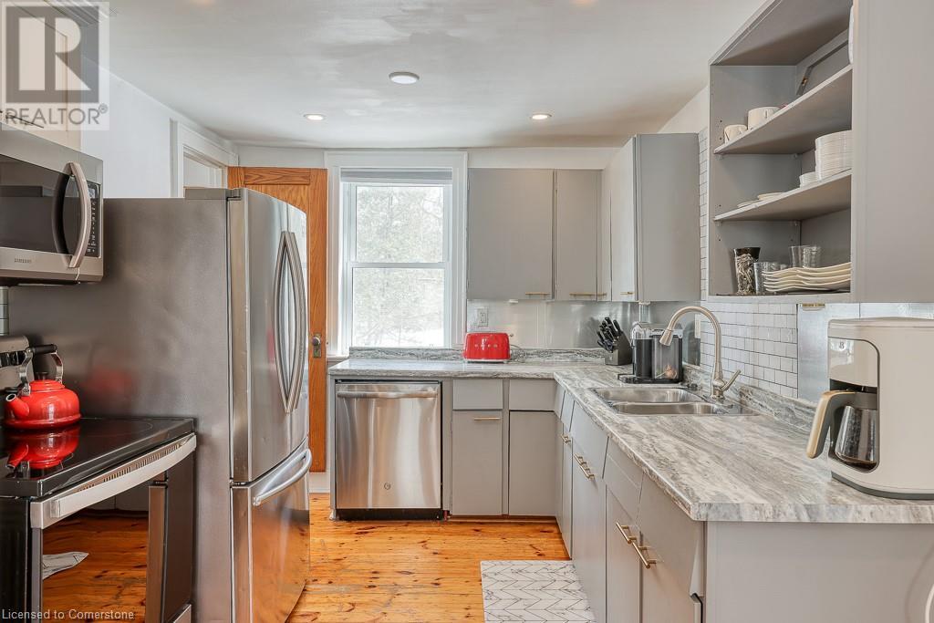 Photo 12 of 50 for 395 Holmes Street