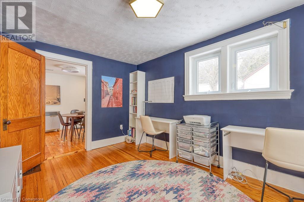 Photo 18 of 50 for 395 Holmes Street