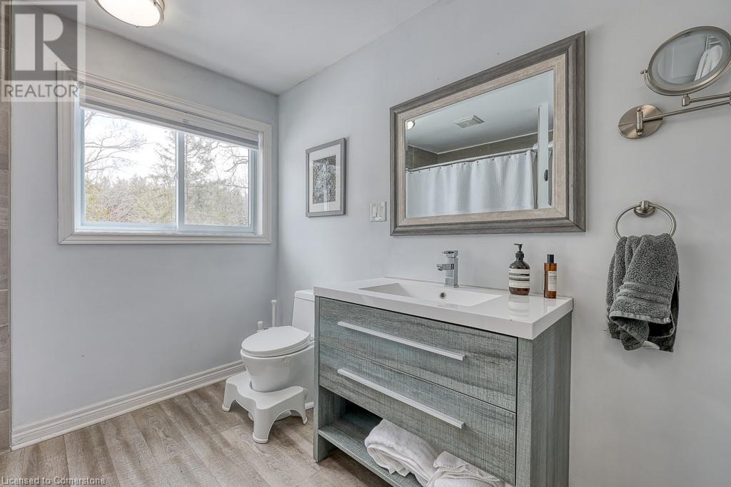 Photo 19 of 50 for 395 Holmes Street