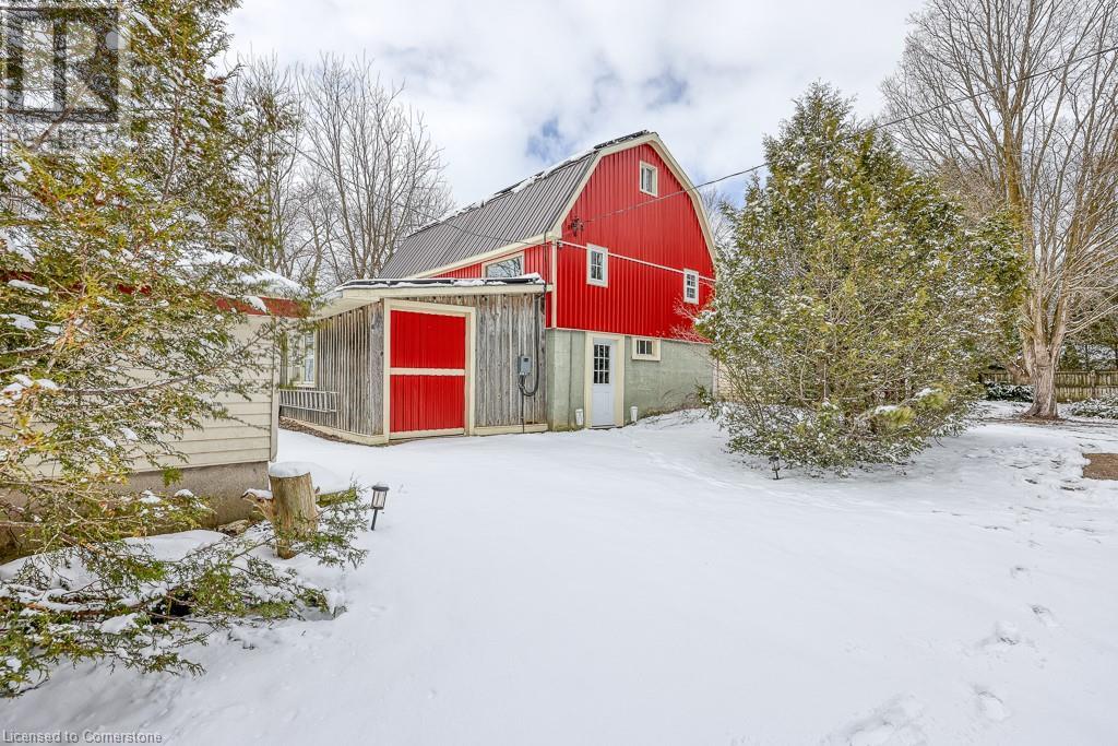 Photo 33 of 50 for 395 Holmes Street