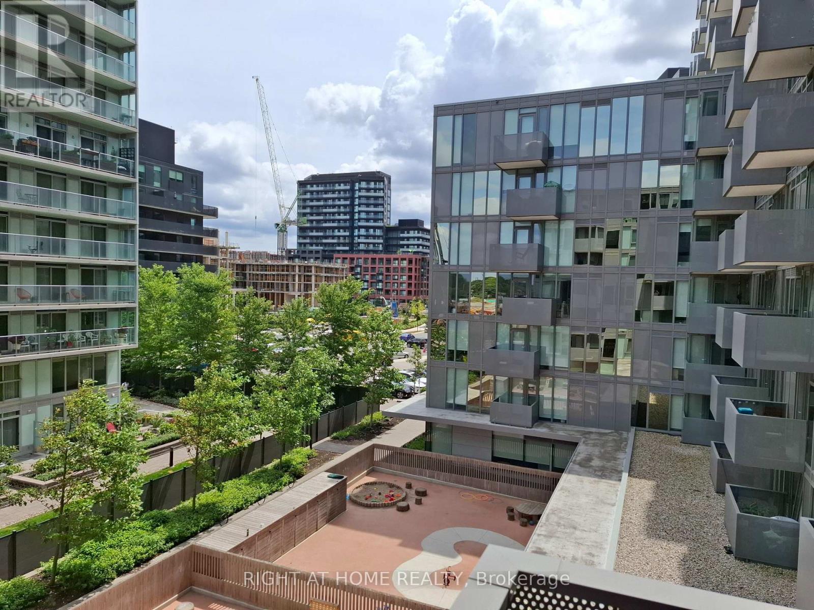 425 - 38 Monte Kwinter Court, Toronto (Clanton Park), Ontario  M3H 0E2 - Photo 11 - C12310447