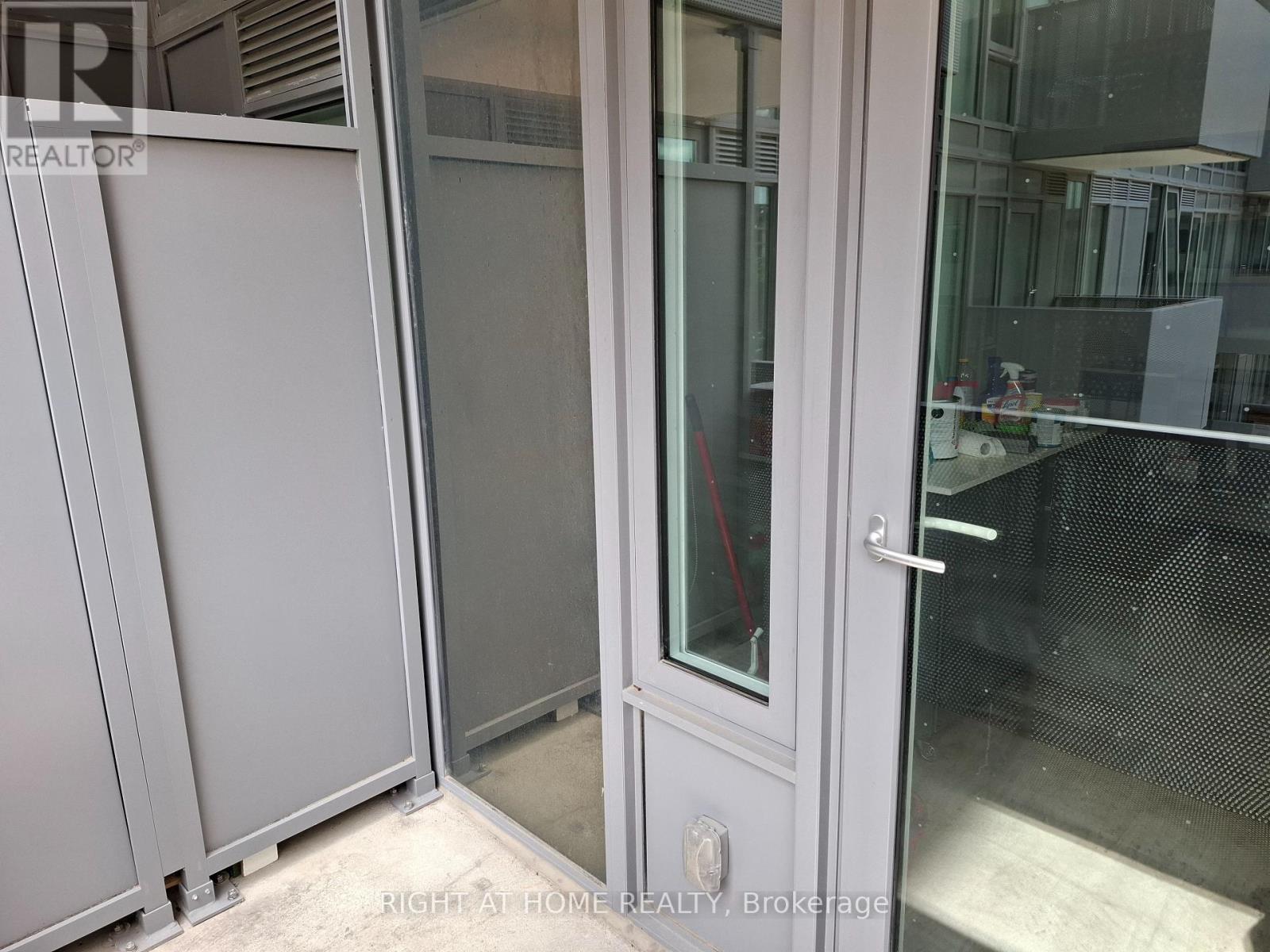 425 - 38 Monte Kwinter Court, Toronto (Clanton Park), Ontario  M3H 0E2 - Photo 15 - C12310447