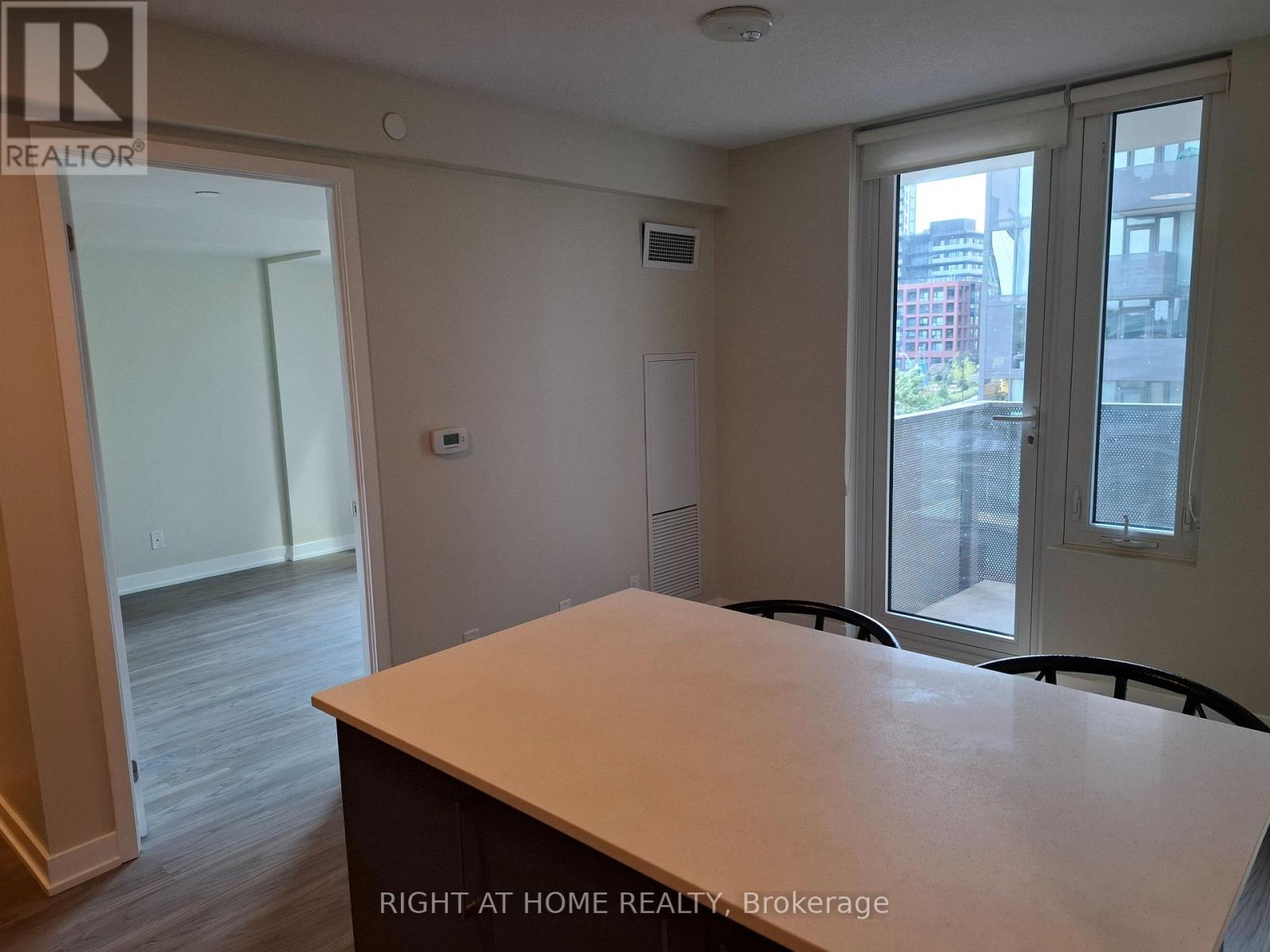 425 - 38 Monte Kwinter Court, Toronto (Clanton Park), Ontario  M3H 0E2 - Photo 7 - C12310447