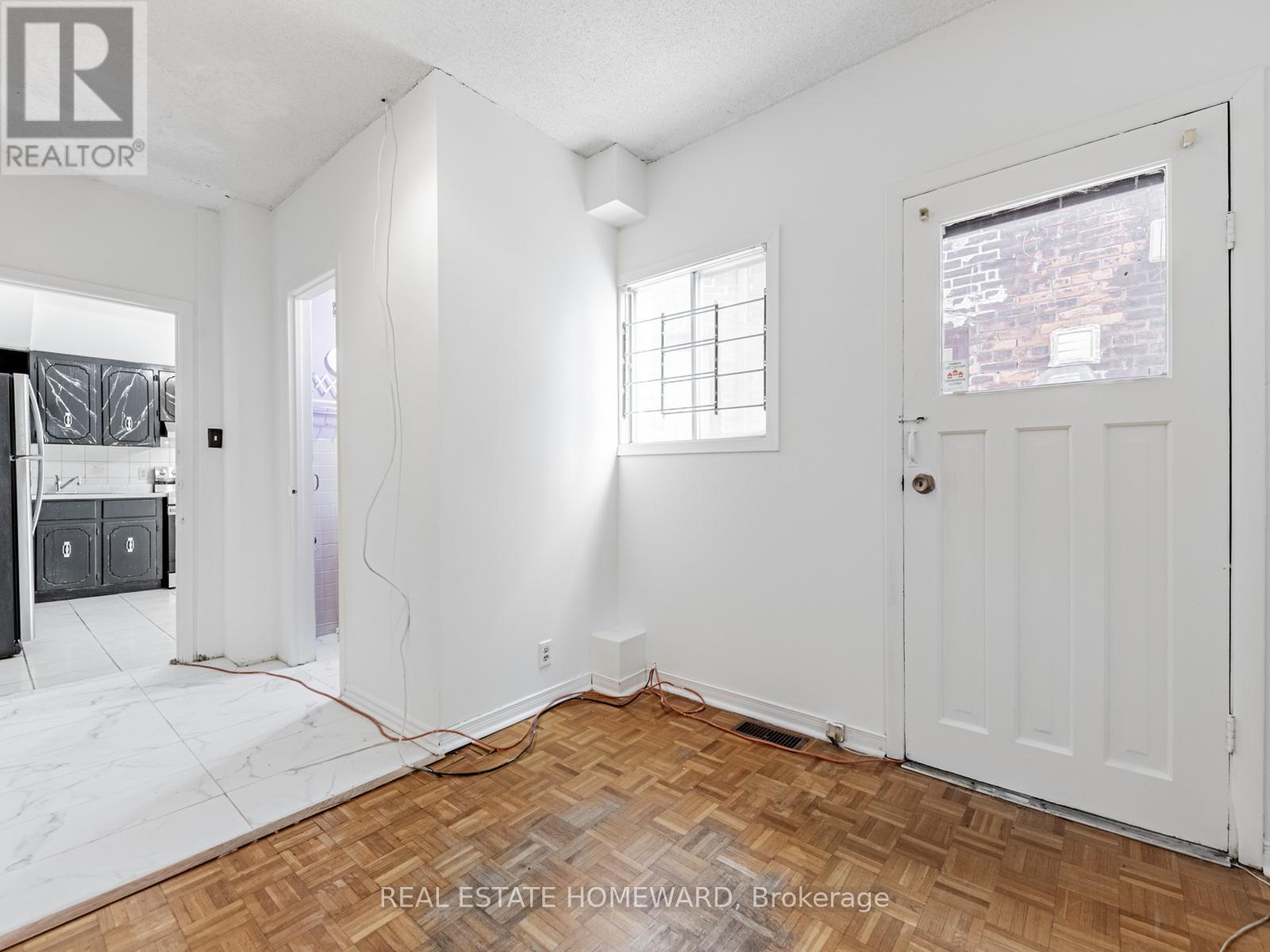 1188 Ossington Avenue, Toronto, Ontario  M6G 3W1 - Photo 12 - C12310457