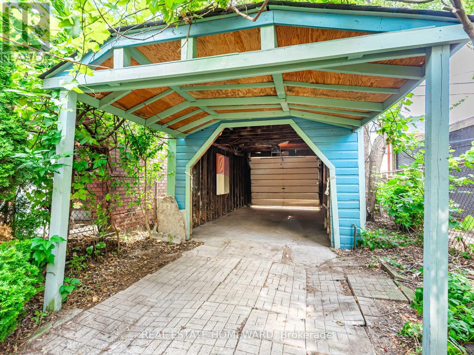 1188 Ossington Avenue, Toronto, Ontario  M6G 3W1 - Photo 34 - C12310457