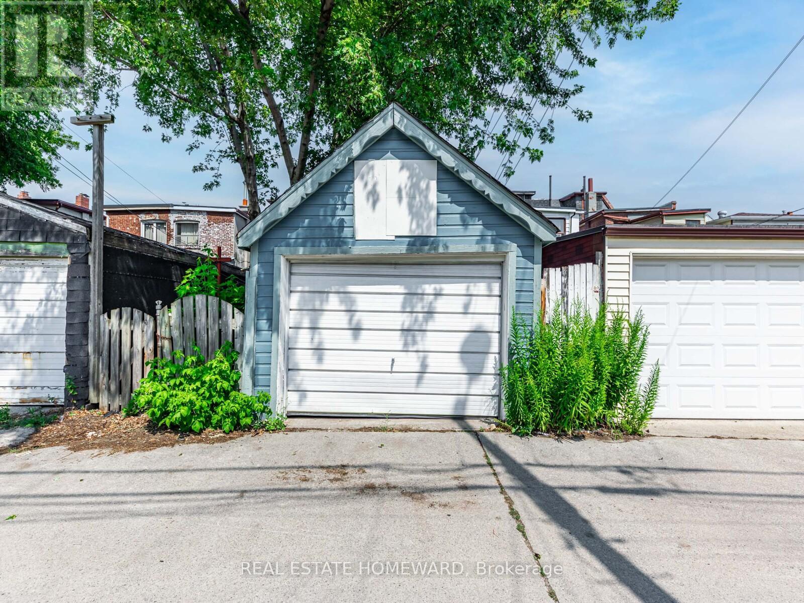 1188 Ossington Avenue, Toronto, Ontario  M6G 3W1 - Photo 36 - C12310457