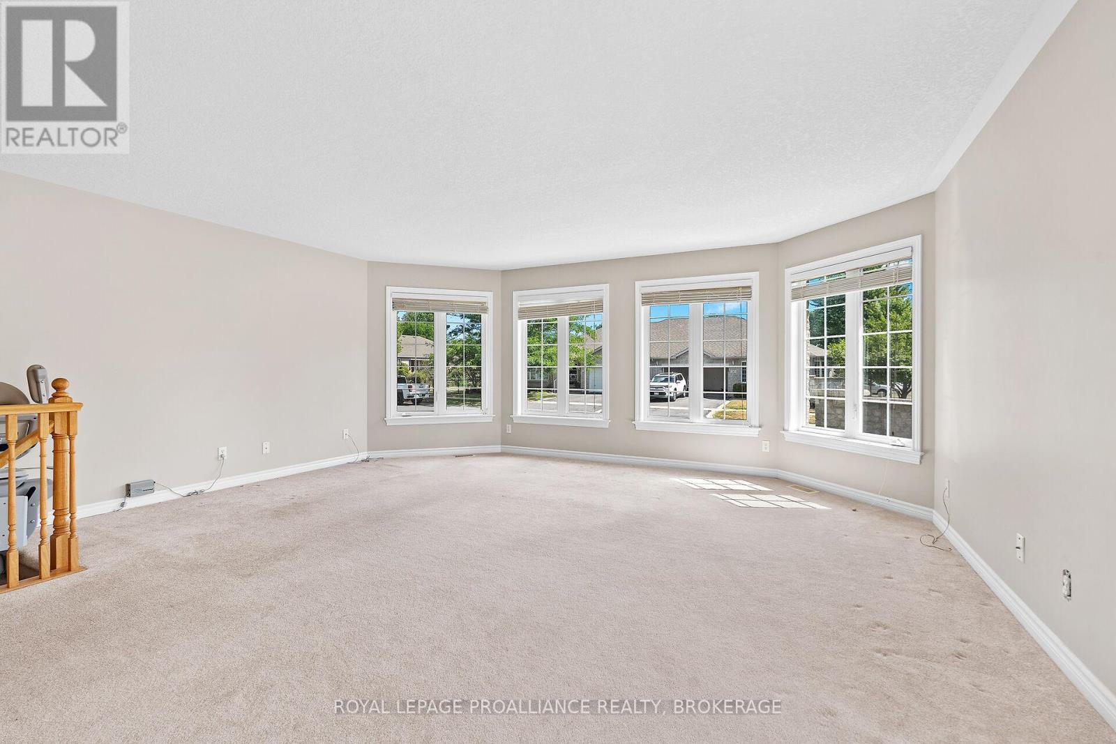 Property at 29 ELLESMEER AVENUE image 5