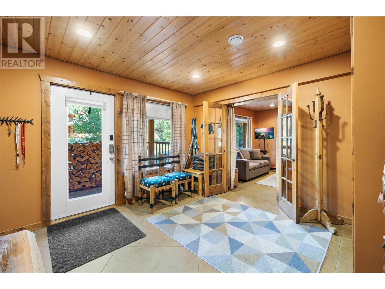 128 River Bend Lane, Kimberley, British Columbia  V1A 0A6 - Photo 4 - 10356625