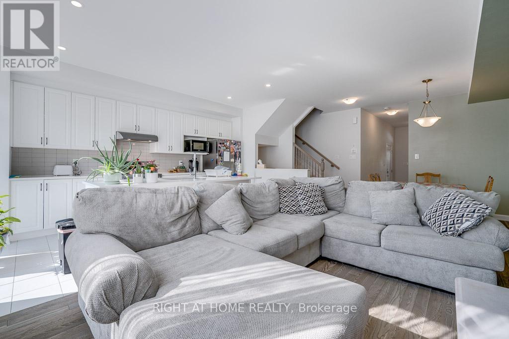 301 Drumlish Lane, Ottawa, Ontario  K2J 6Y1 - Photo 12 - X12310470