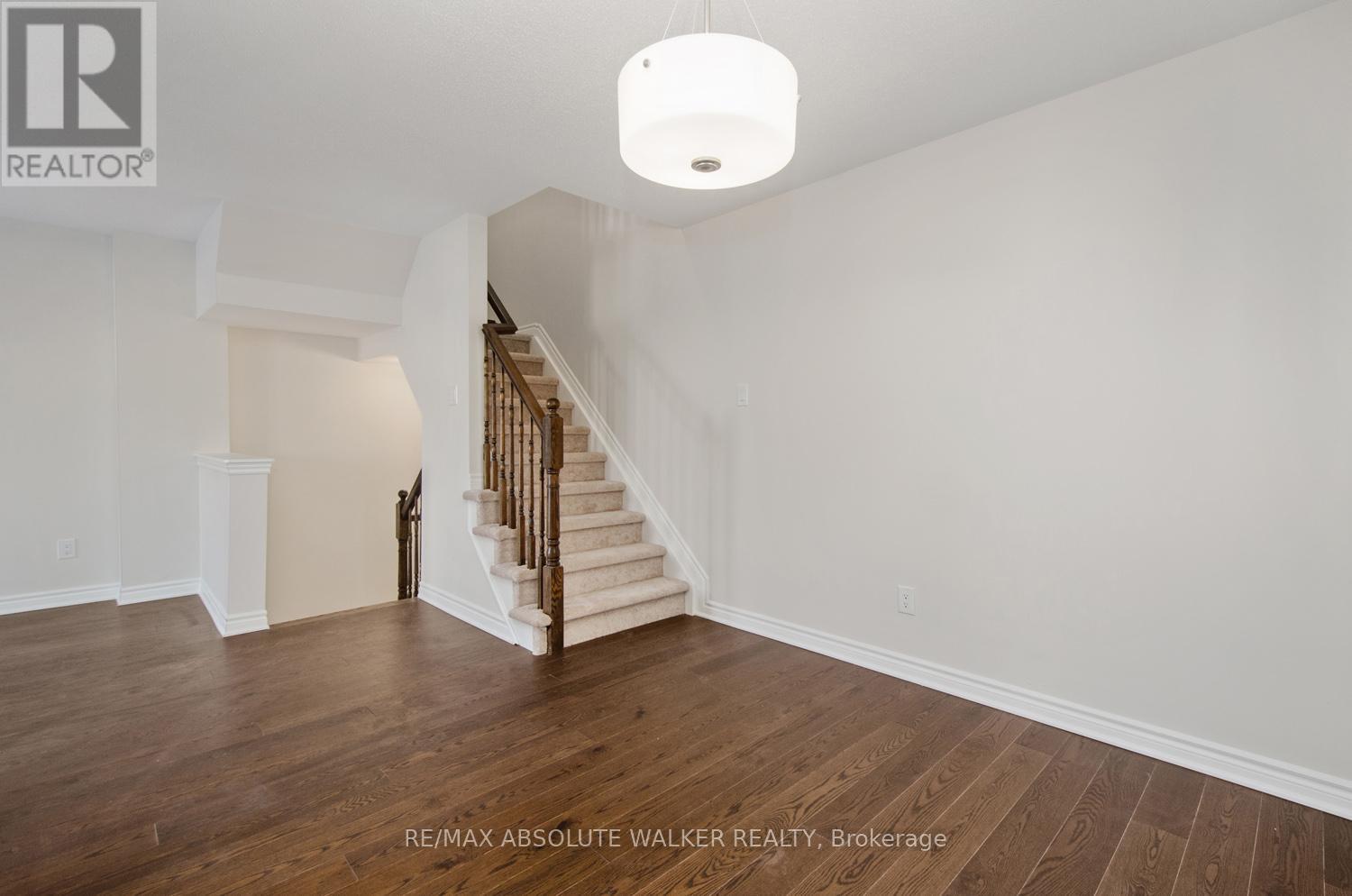 376 Willow Aster Circle, Ottawa, Ontario  K4A 1C8 - Photo 14 - X12310551