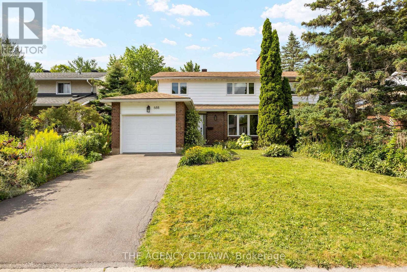 Property at 688 LAVERENDRYE DRIVE image 3