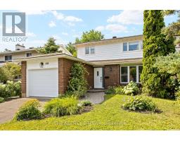 688 LAVERENDRYE DRIVE, Ottawa, Ontario
