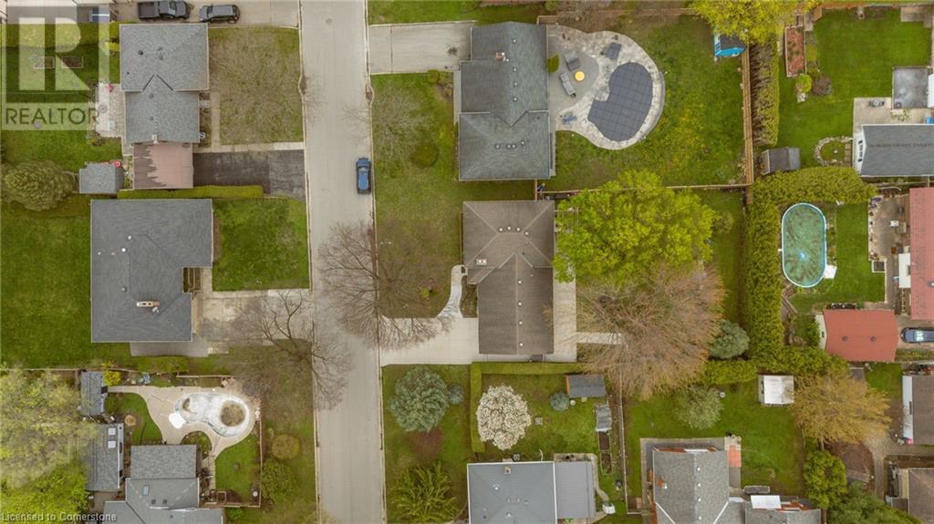 Photo 46 of 49 for 3 Honeysuckle Crescent