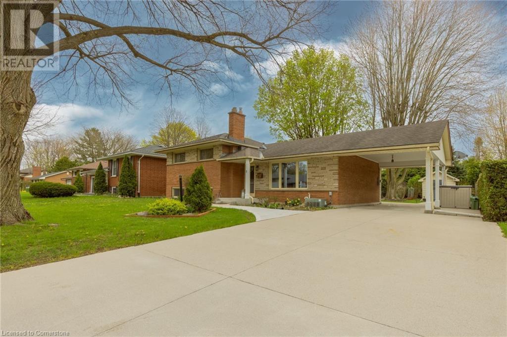 Photo 48 of 49 for 3 Honeysuckle Crescent