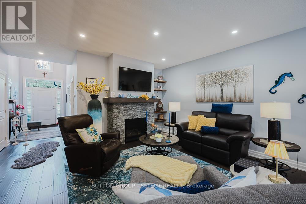 432 - 9861 Glendon Drive, Middlesex Centre, Ontario  N0L 1R0 - Photo 9 - X12310584
