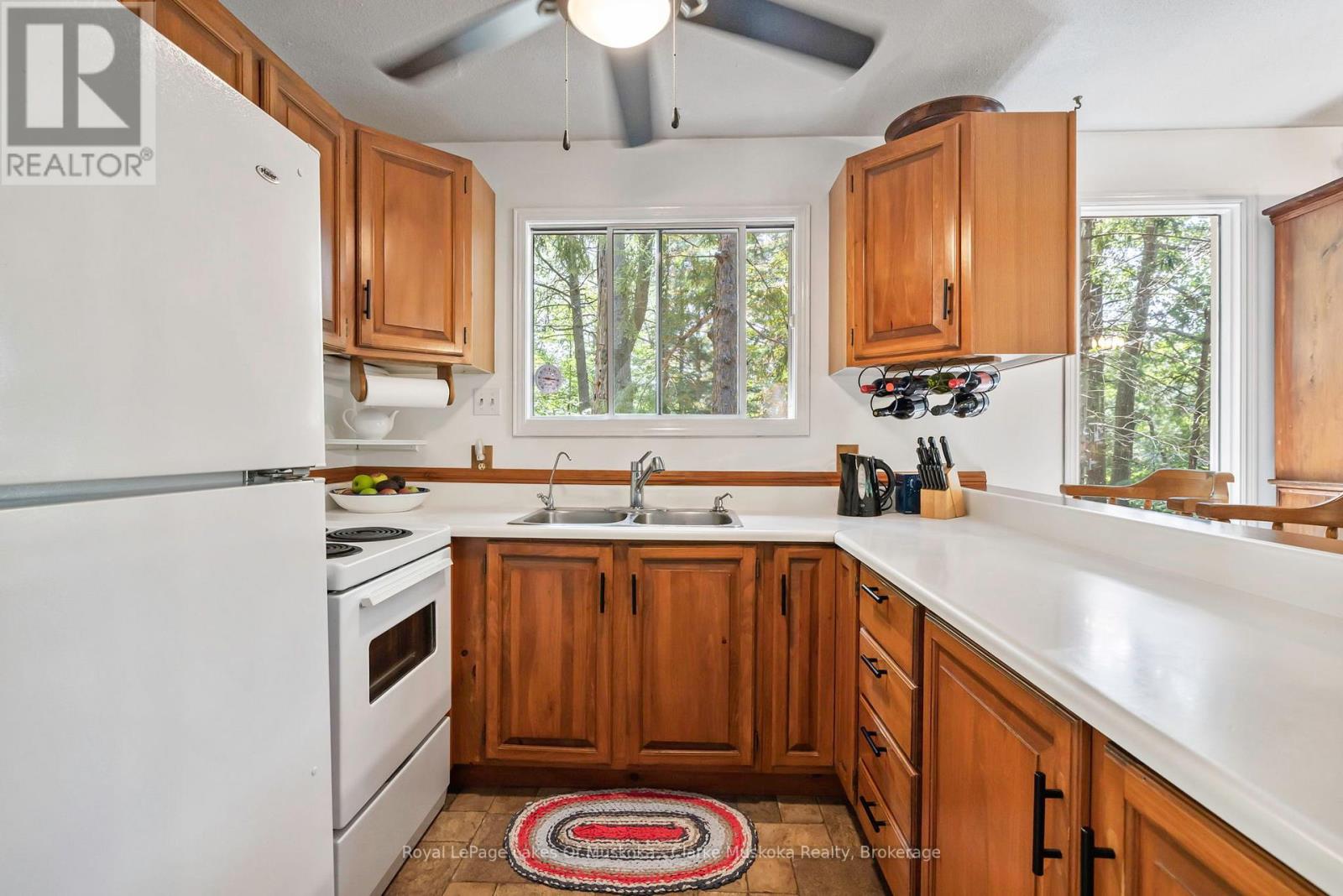 41 Miller Island, Gravenhurst, Ontario  P1P 1R2 - Photo 13 - X12310496