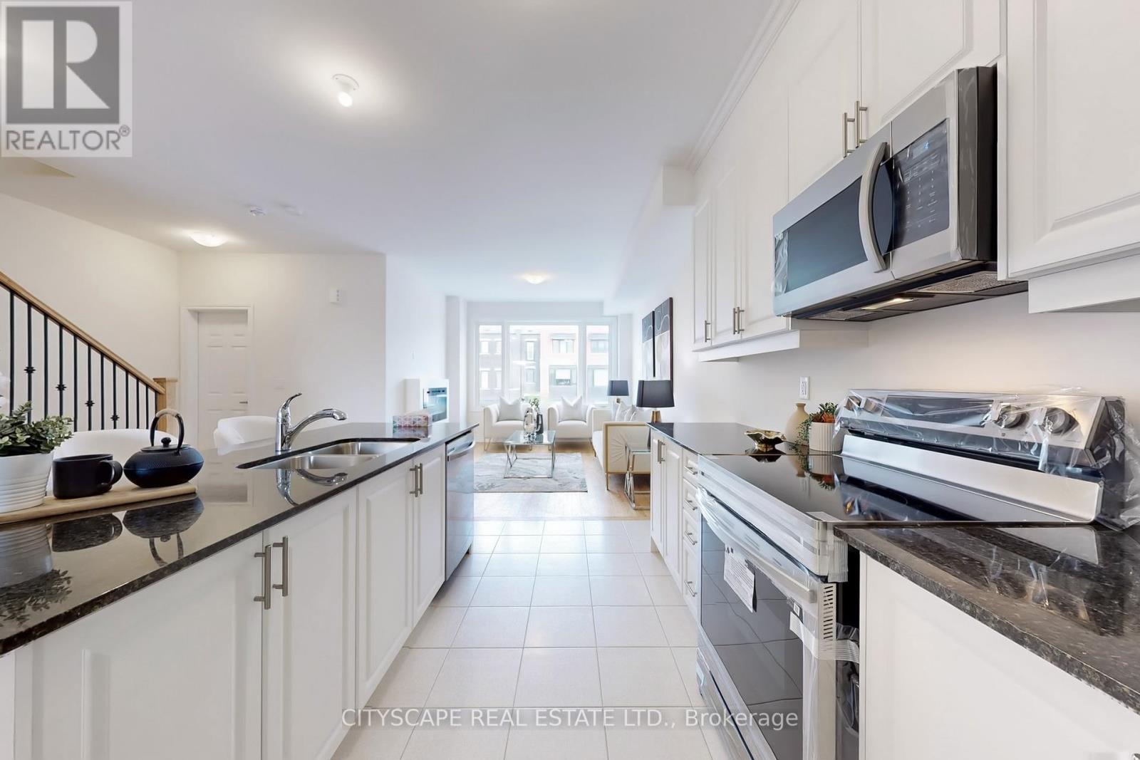 6 Marvin Avenue, Oakville (Go Glenorchy), Ontario  L6H 0Z8 - Photo 10 - W12310406