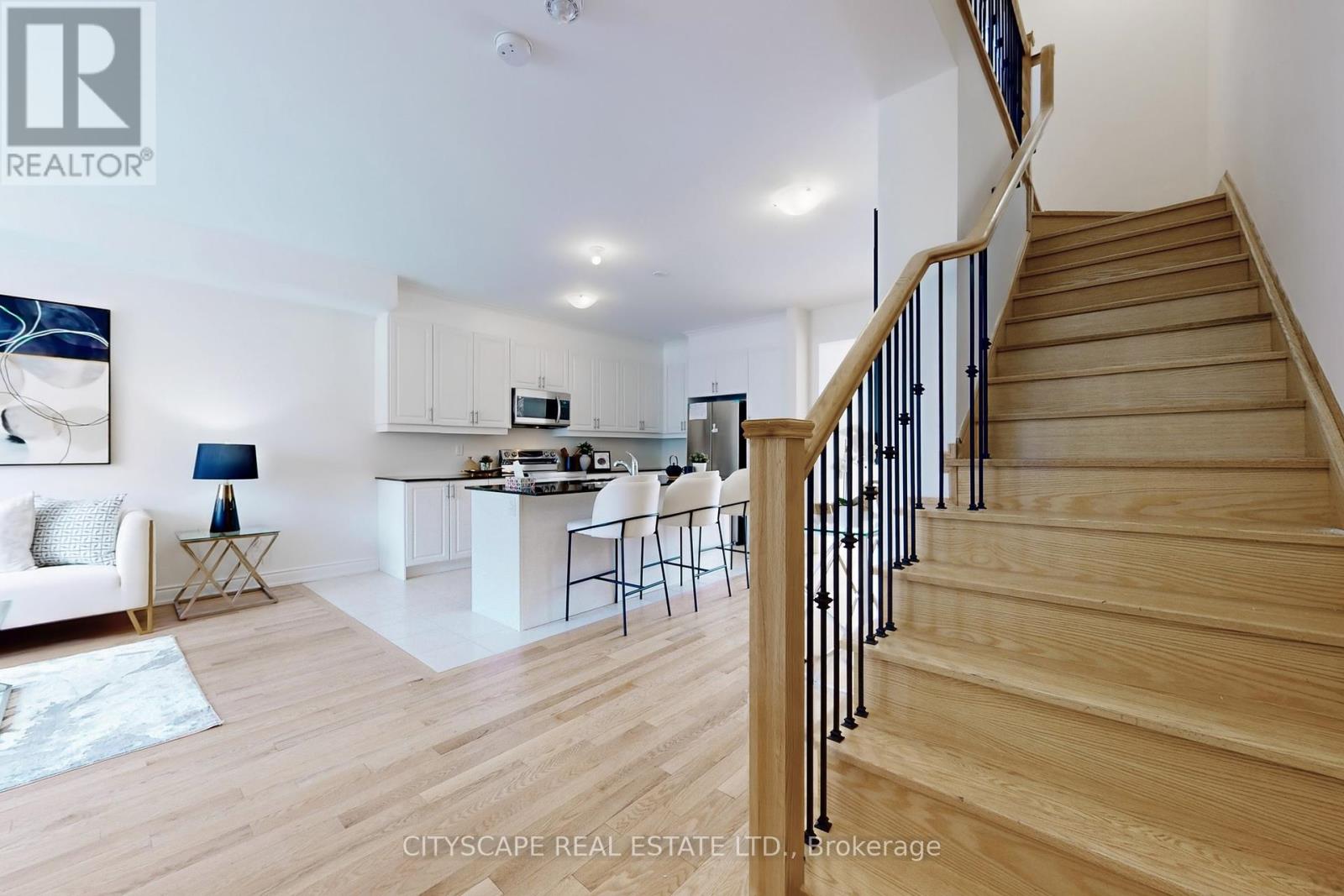 6 Marvin Avenue, Oakville (Go Glenorchy), Ontario  L6H 0Z8 - Photo 13 - W12310406