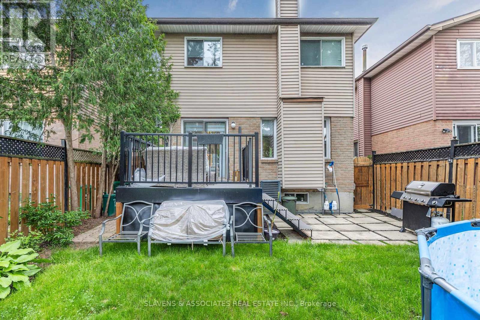37 Vodden Street W, Brampton, Ontario  L6X 2W6 - Photo 37 - W12310425