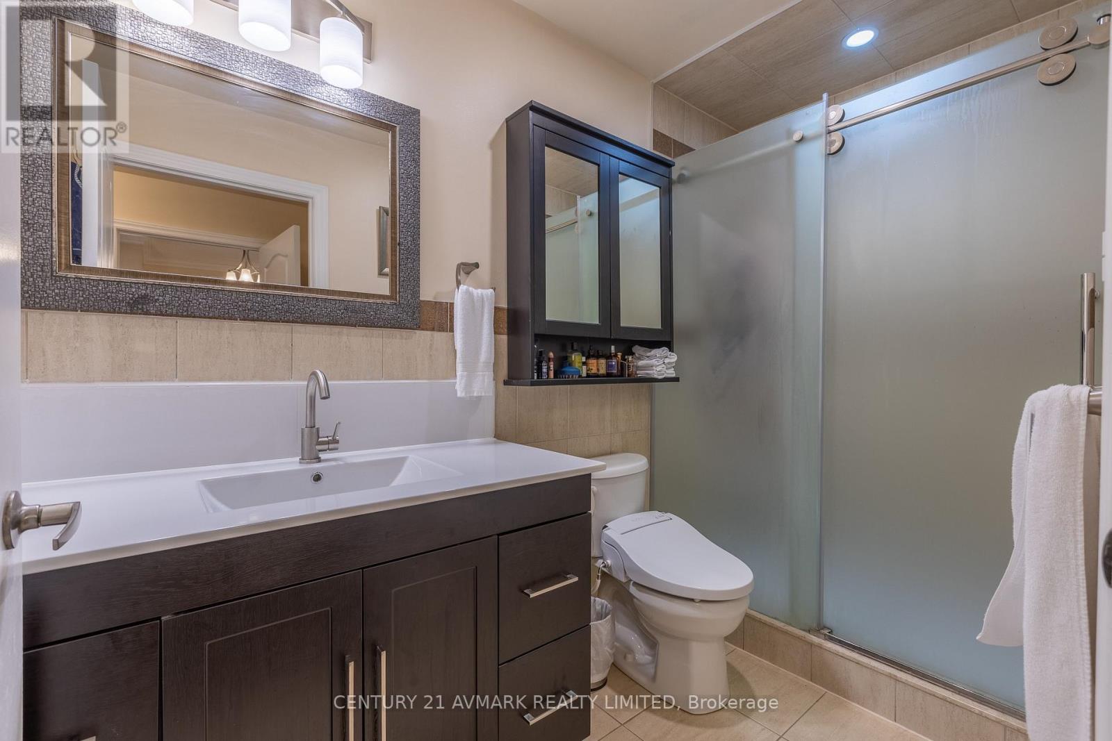 228 - 8111 Forest Glen Drive, Niagara Falls, Ontario  L2H 2Y7 - Photo 11 - X12310569