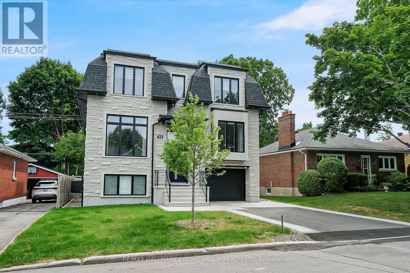 Property at 623 ROWANWOOD AVENUE image 2