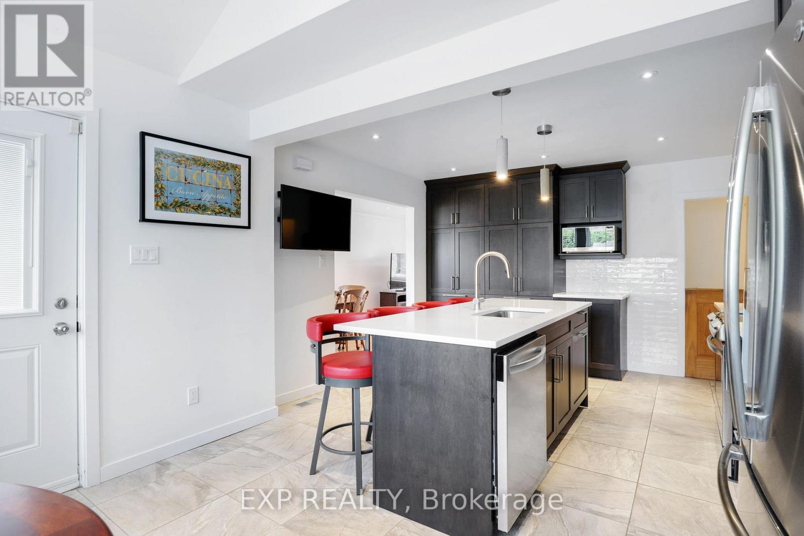 1382 Fisher Avenue, Ottawa, Ontario  K2C 1X1 - Photo 18 - X12294132