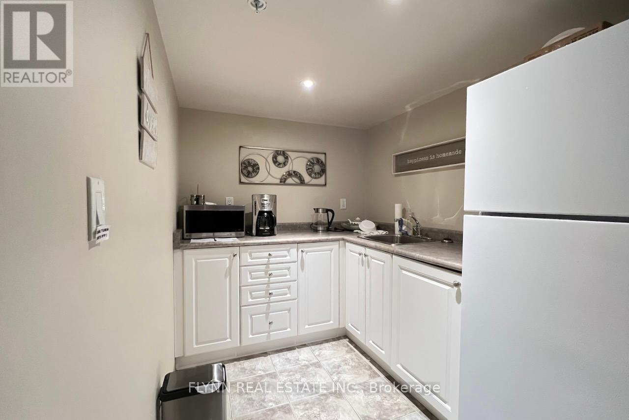 209 - 16 Sullivan Avenue, Thorold, Ontario  L2V 2Y2 - Photo 28 - X12310421