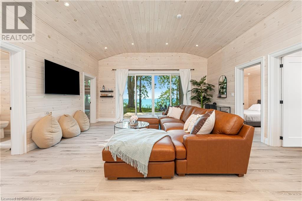 Photo 18 of 50 for 71865 Sunview Avenue