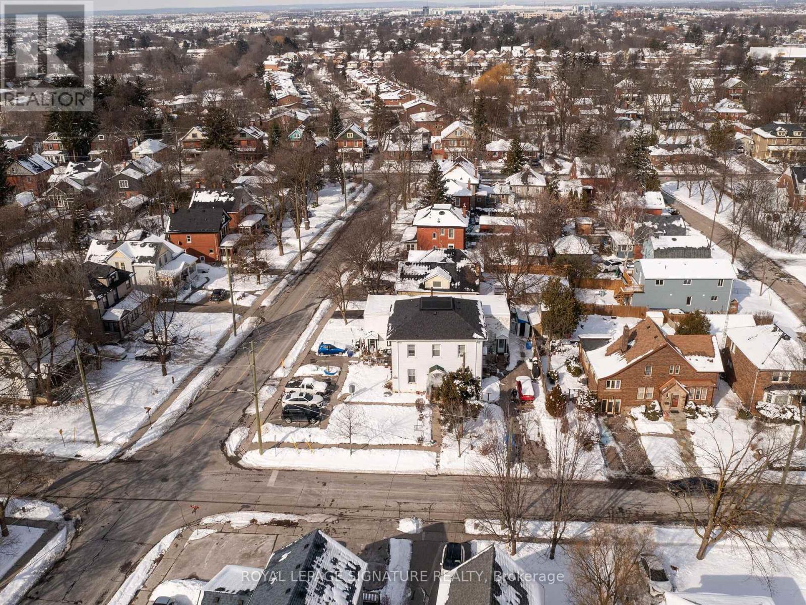48 David Street, Brampton, Ontario  L6X 1J5 - Photo 4 - W12263173