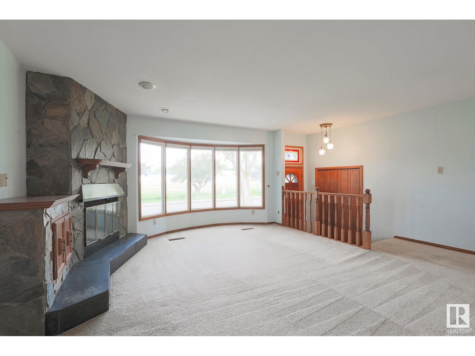 Property at 11031 153A ST NW image 2