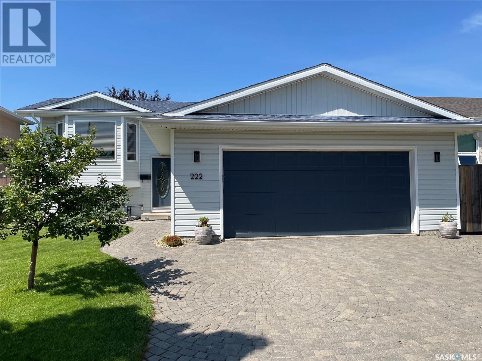 Property at 222 Beerling CRESCENT image 1