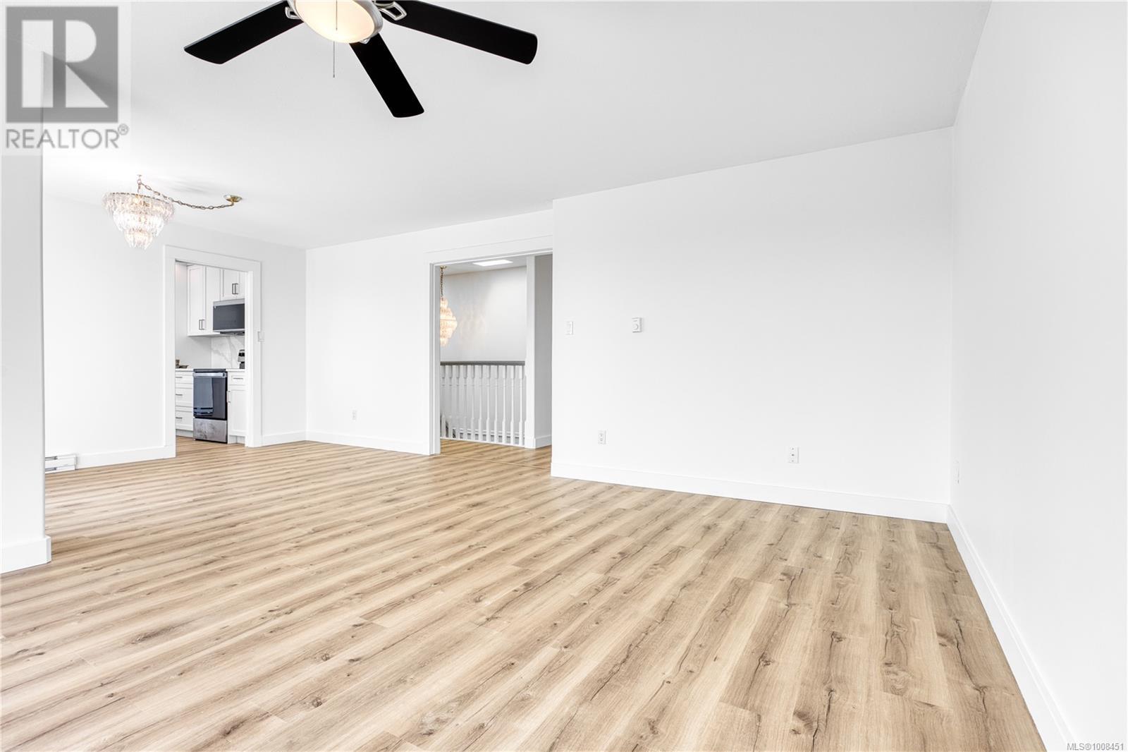 Property at 369 Trinity Dr image 2