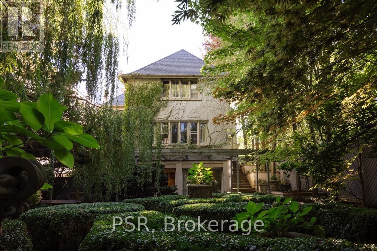 13 Old Forest Hill Road, Toronto, Ontario  M5P 2P6 - Photo 23 - C12310510