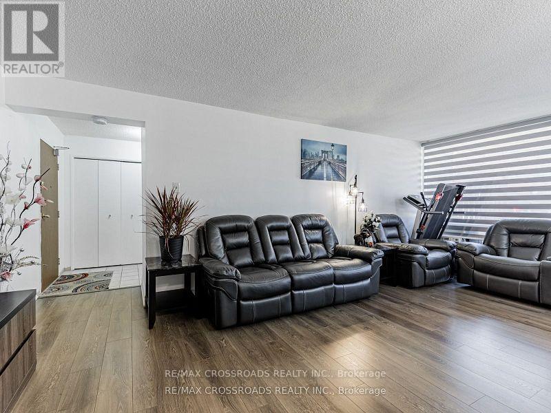 111 - 20 Sunrise Avenue, Toronto, Ontario  M4A 2R2 - Photo 13 - C12310590
