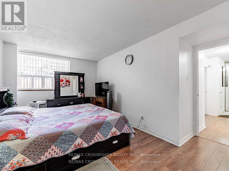 111 - 20 Sunrise Avenue, Toronto, Ontario  M4A 2R2 - Photo 32 - C12310590