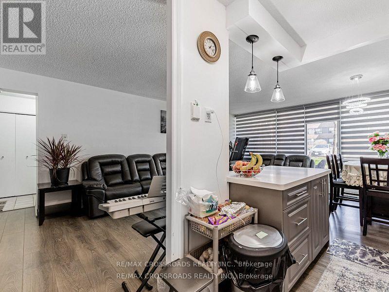 111 - 20 Sunrise Avenue, Toronto, Ontario  M4A 2R2 - Photo 8 - C12310590